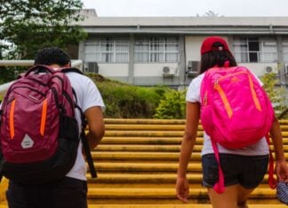 How to Avoid the Aches and Pains from Backpacks