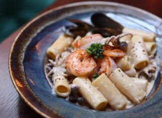 5 Best Places for Summer Seafood in Frederick